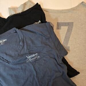 Aeropostale bundle of 3 cropped Tshirts
